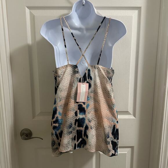 💥Buddy Love The Kendal Gator Tank Women’s dressy top  Medium Boutique NWT $44 - Picture 2 of 11